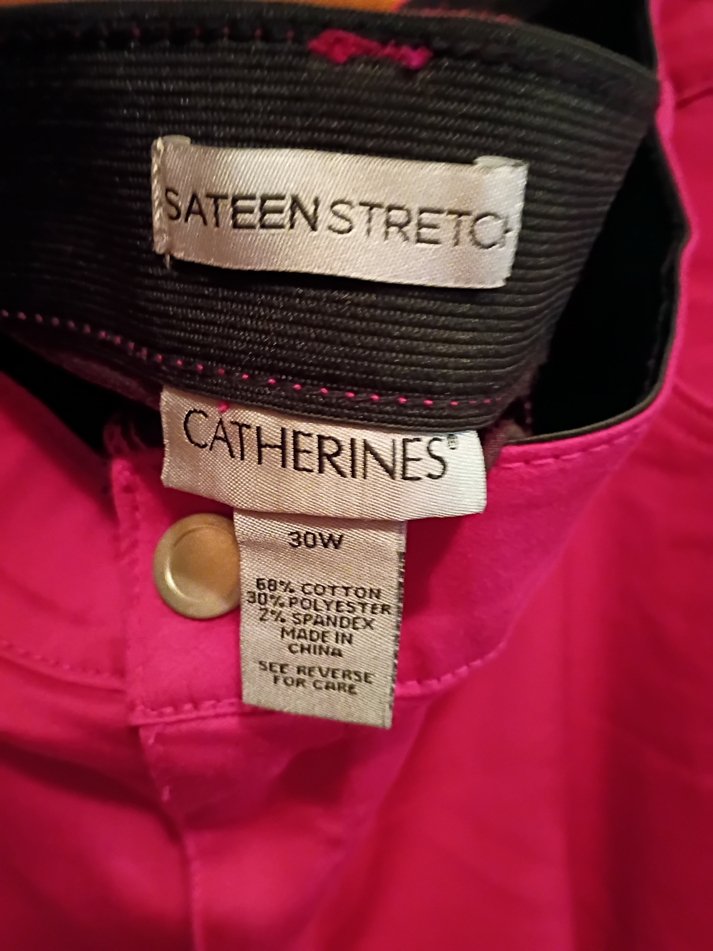 Catherines Women's Pink Sateen Stretch Capri Pants